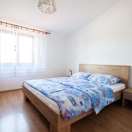 Apartments Dara Umag Exterior photo