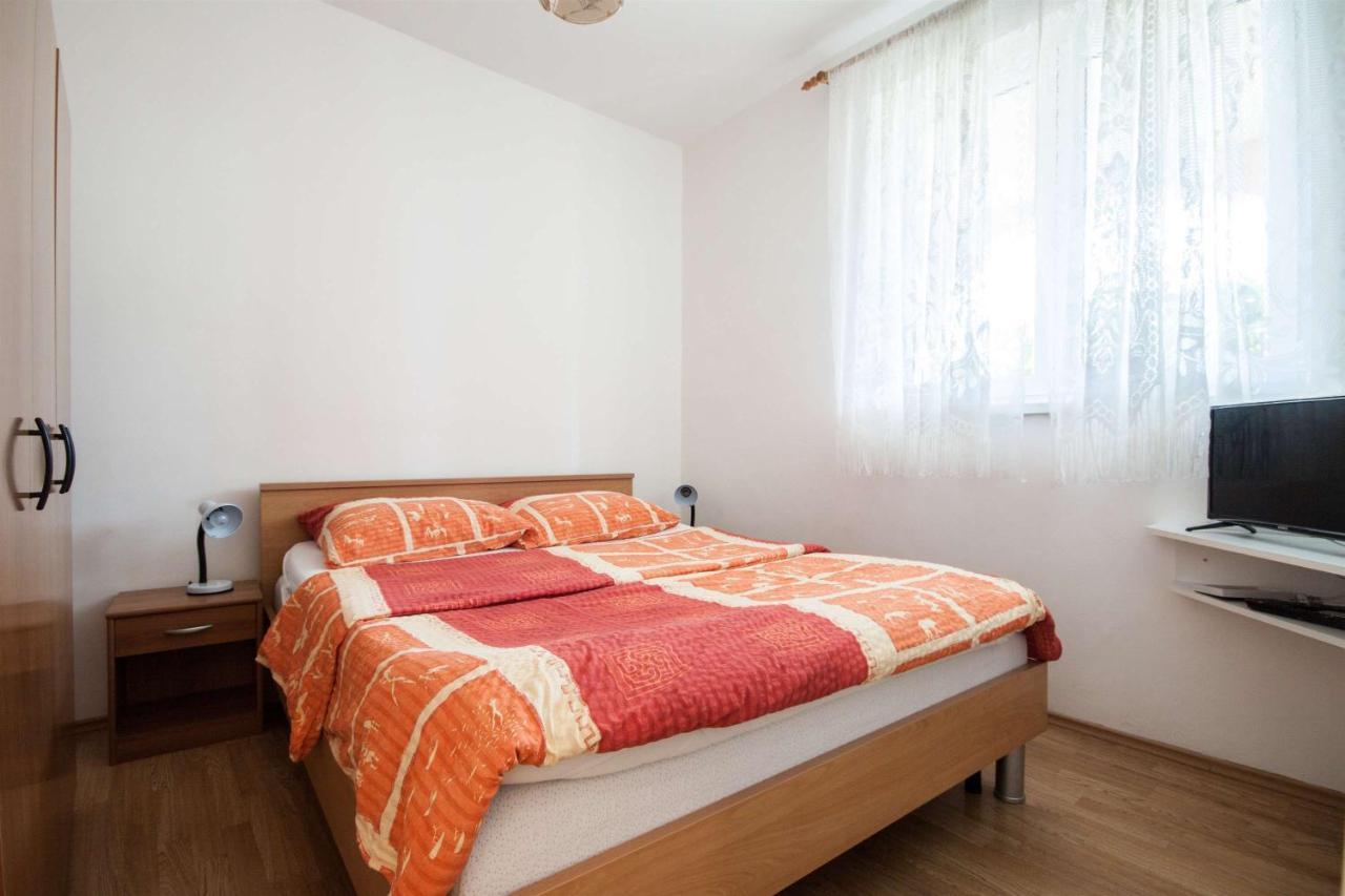 Apartments Dara Umag Exterior photo