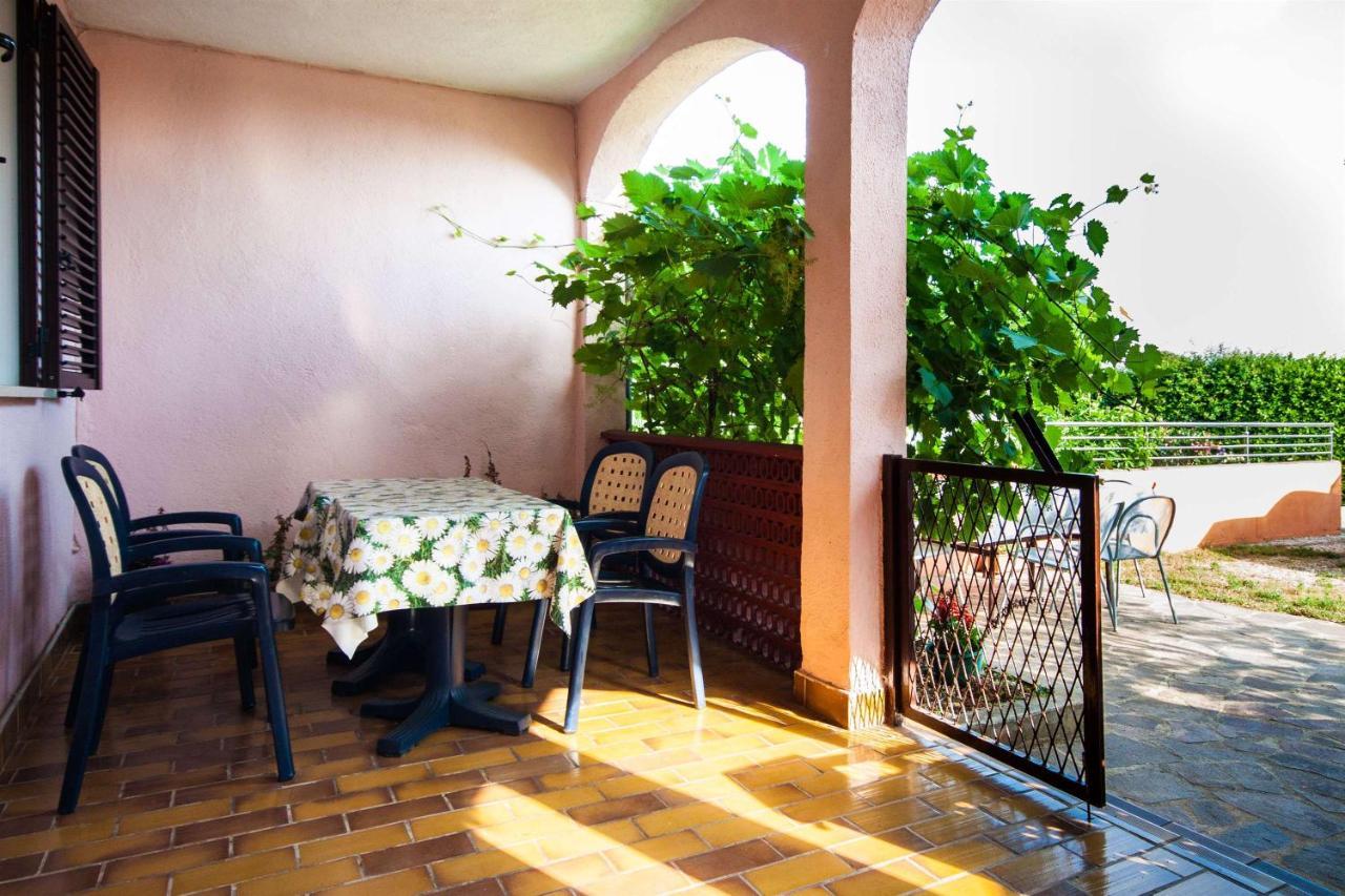 Apartments Dara Umag Exterior photo