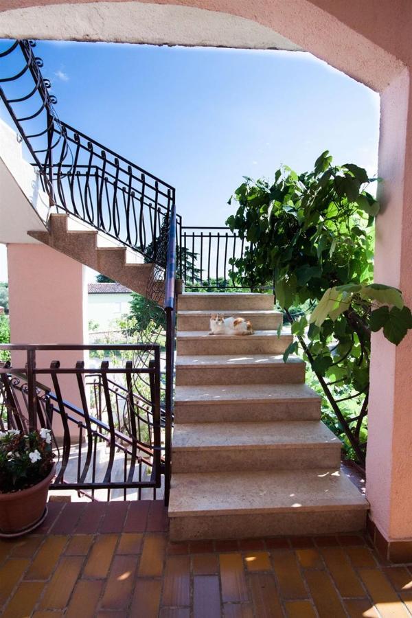 Apartments Dara Umag Exterior photo