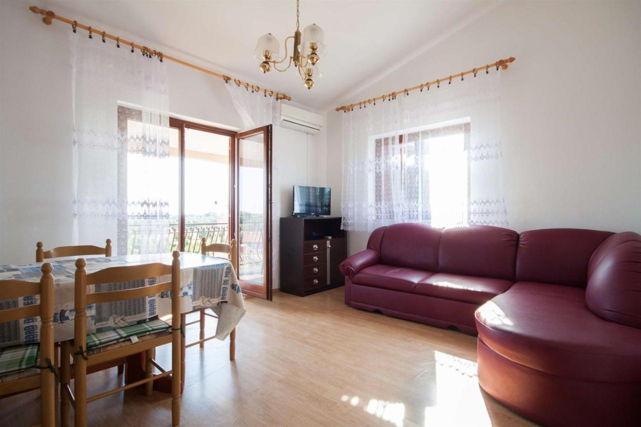 Apartments Dara Umag Exterior photo